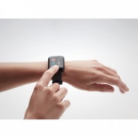 6166m-03 Monitorujący smartwatch